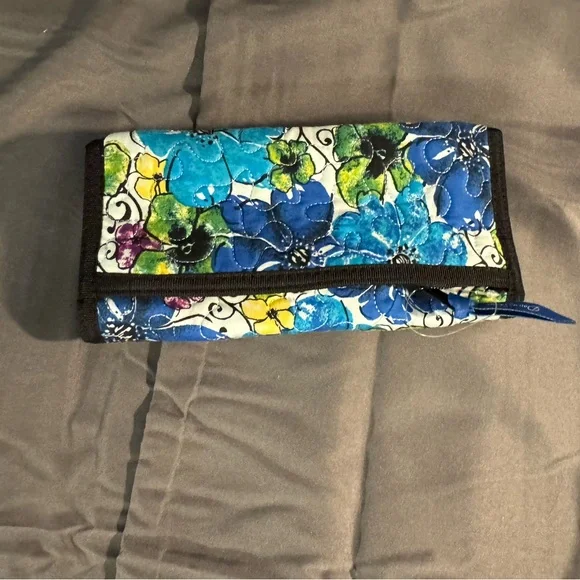 Donna Sharp Blue & Green Quilted Purse and Matching Wallet - Picture 8 of 9